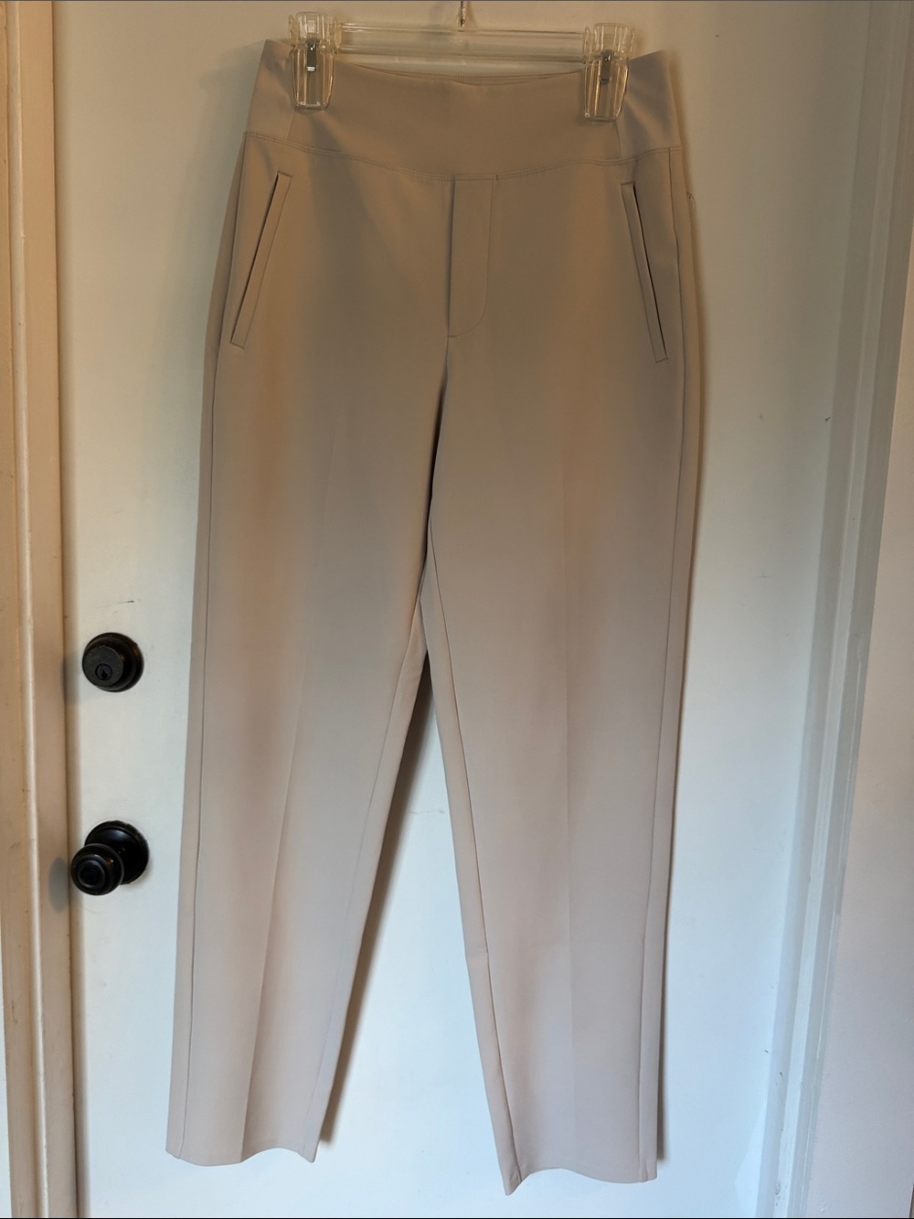 Athleta Endless High Rise Casual Athletic Pants cream Travel Work 4Tall